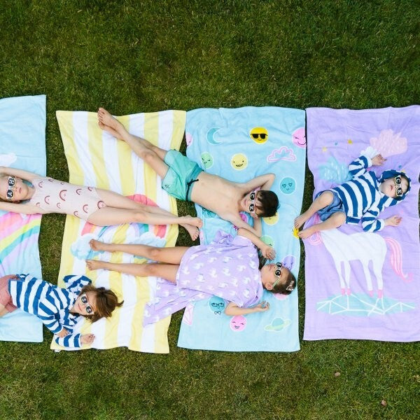 Pottery barn Disney BATH towel kid Beach UNICORN RAINBOW Travel school girl -