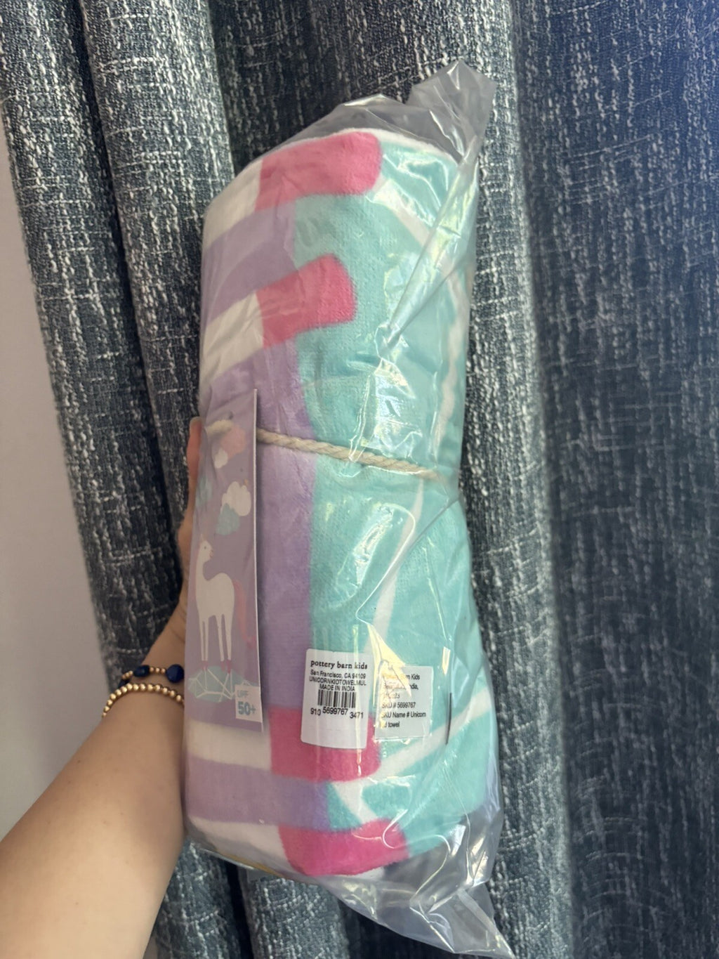 Pottery barn Disney BATH towel kid Beach UNICORN RAINBOW Travel school girl -