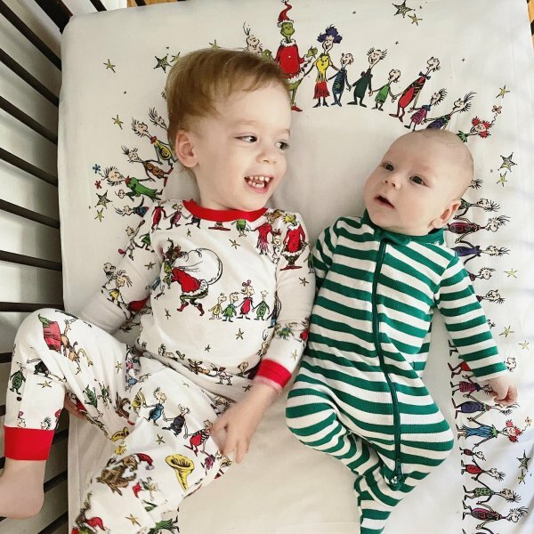 Disney GRINCH Disney Pottery Barn CHRISTMAS Dog Pajama Shirt PJ Seuss SIZE 4 '