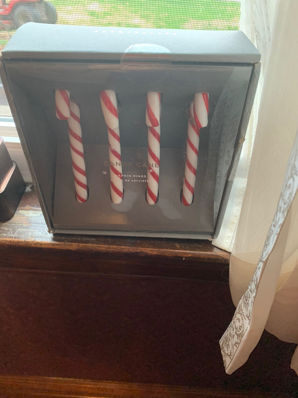 Pottery barn Holiday NAPKIN RING Candy Cane Christmas Ornament kid party SET 4 [
