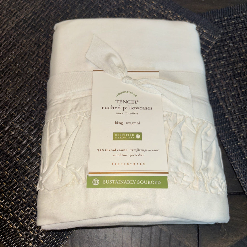 Pottery Barn holiday Disney White Ruffle KING gift party Pillowcase SET 2  q