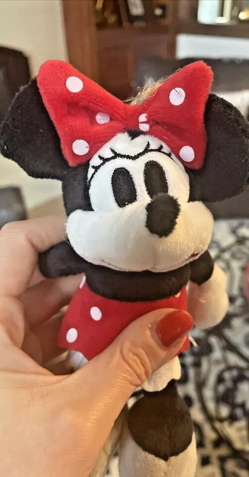 pottery barn holiday ornament Christmas Minnie Mouse gift party disney kid r