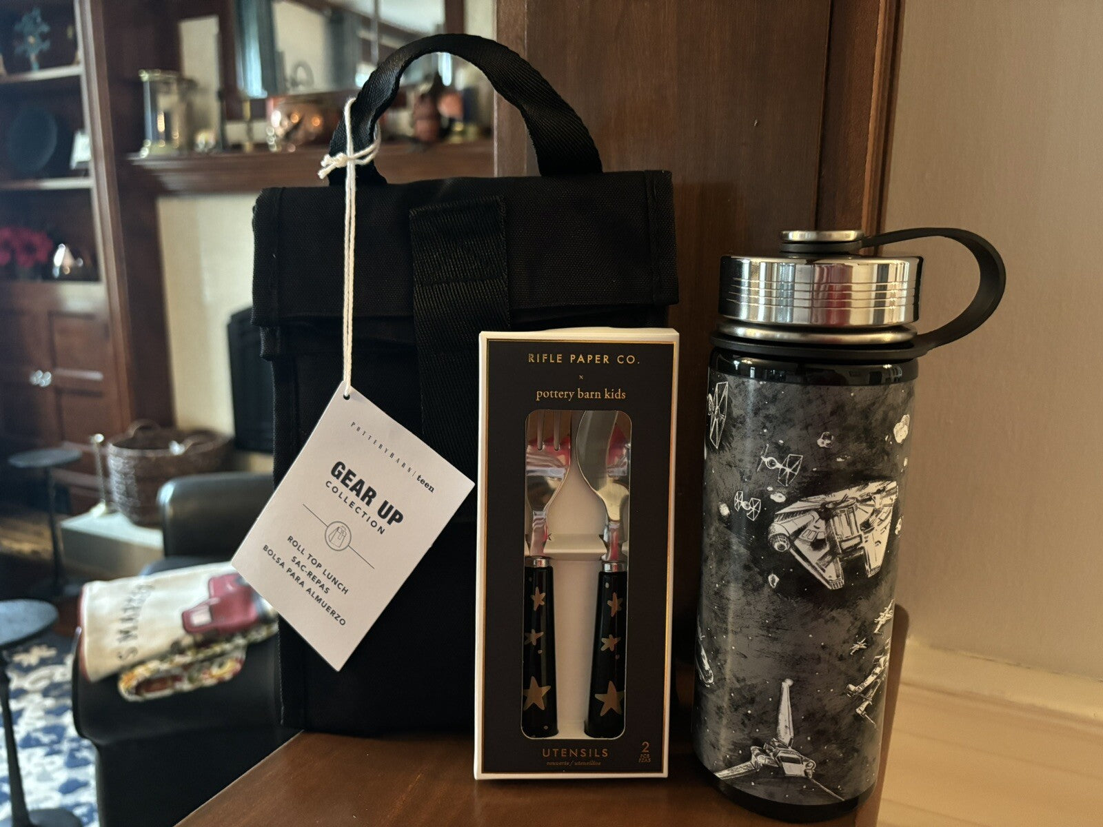 School Pottery barn STAR WARS TRek Water bottle+ Lunch bag+Utensil Set Solo ?? .