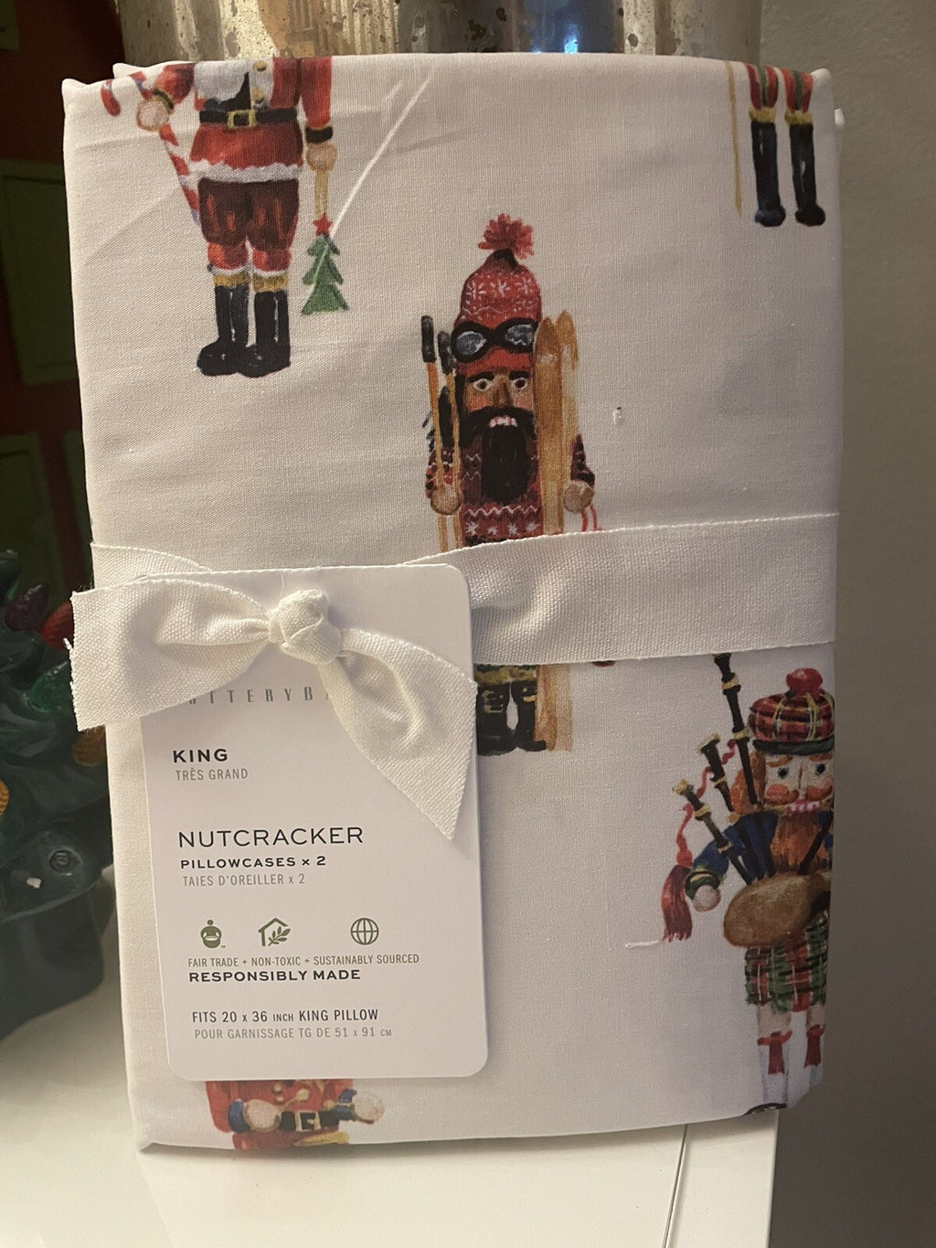 Pottery Barn holiday KING Pillowcase Nutcracker Christmas Gift Party kid SET 2 .
