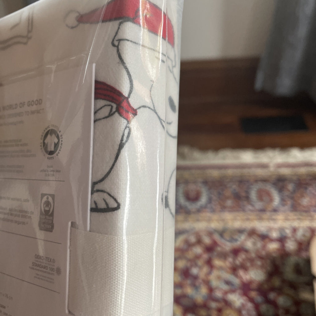 Pottery Barn Snoopy Peanuts Holiday Christmas Disney gift kid Pillowcase new ??[