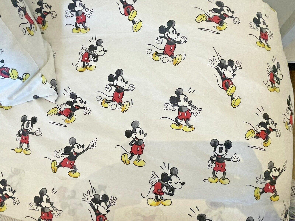 Pottery Barn Kids Disney Mickey Minnie Mouse PILLOWcase holiday party star =