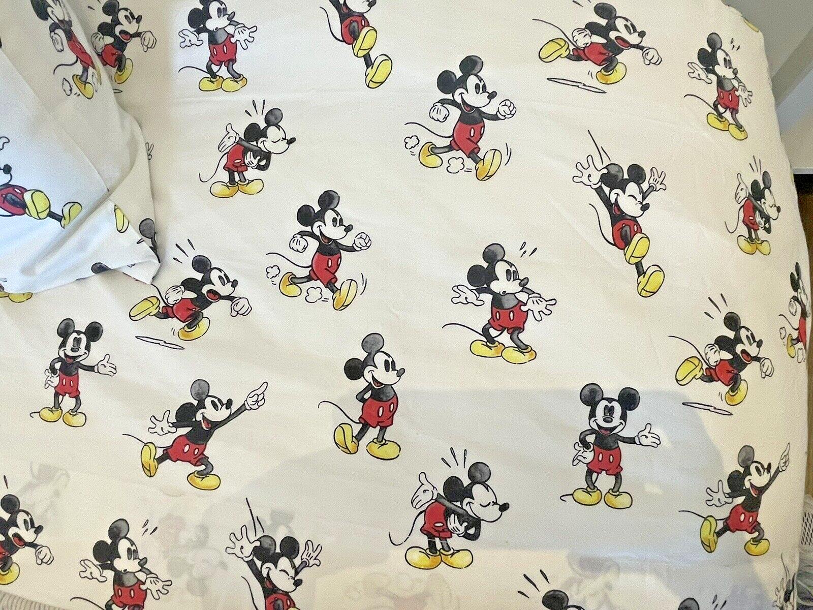 Pottery Barn Kids Disney Mickey Minnie Mouse PILLOWcase holiday party star =
