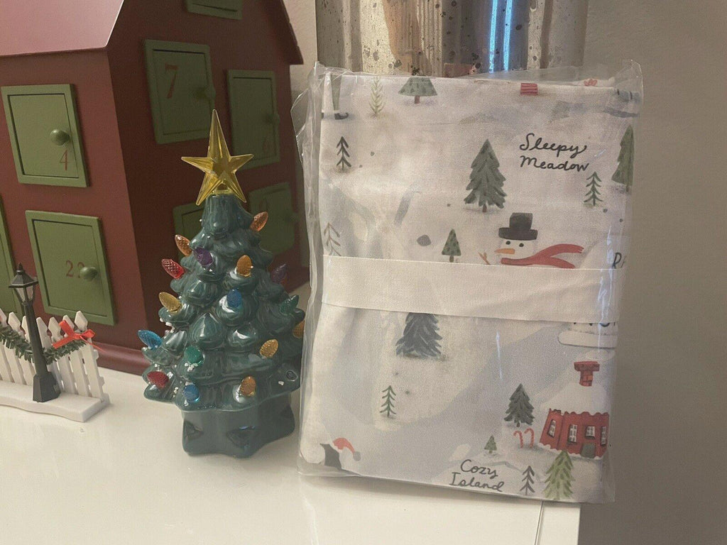 Pottery Barn Disney Pillowcase KING holiday Deer Christmas Gift kids SET 2 New '
