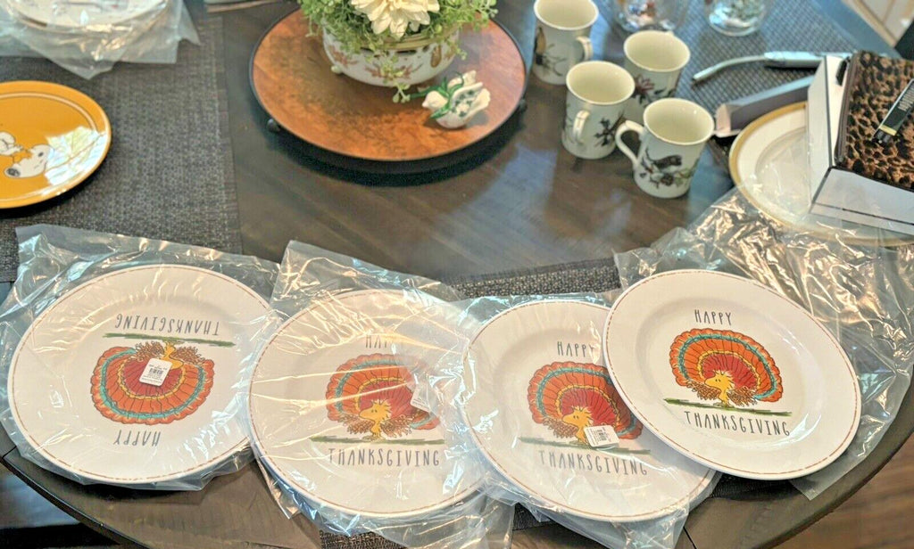 Disney Snoopy Pottery Barn Holiday Peanuts Plate Thanksgiving kid party SET 4