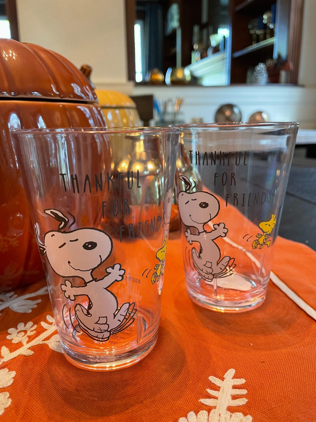 Snoopy Pottery Barn Peanuts Holiday gift Thanksgiving party Disney Cup SET 2