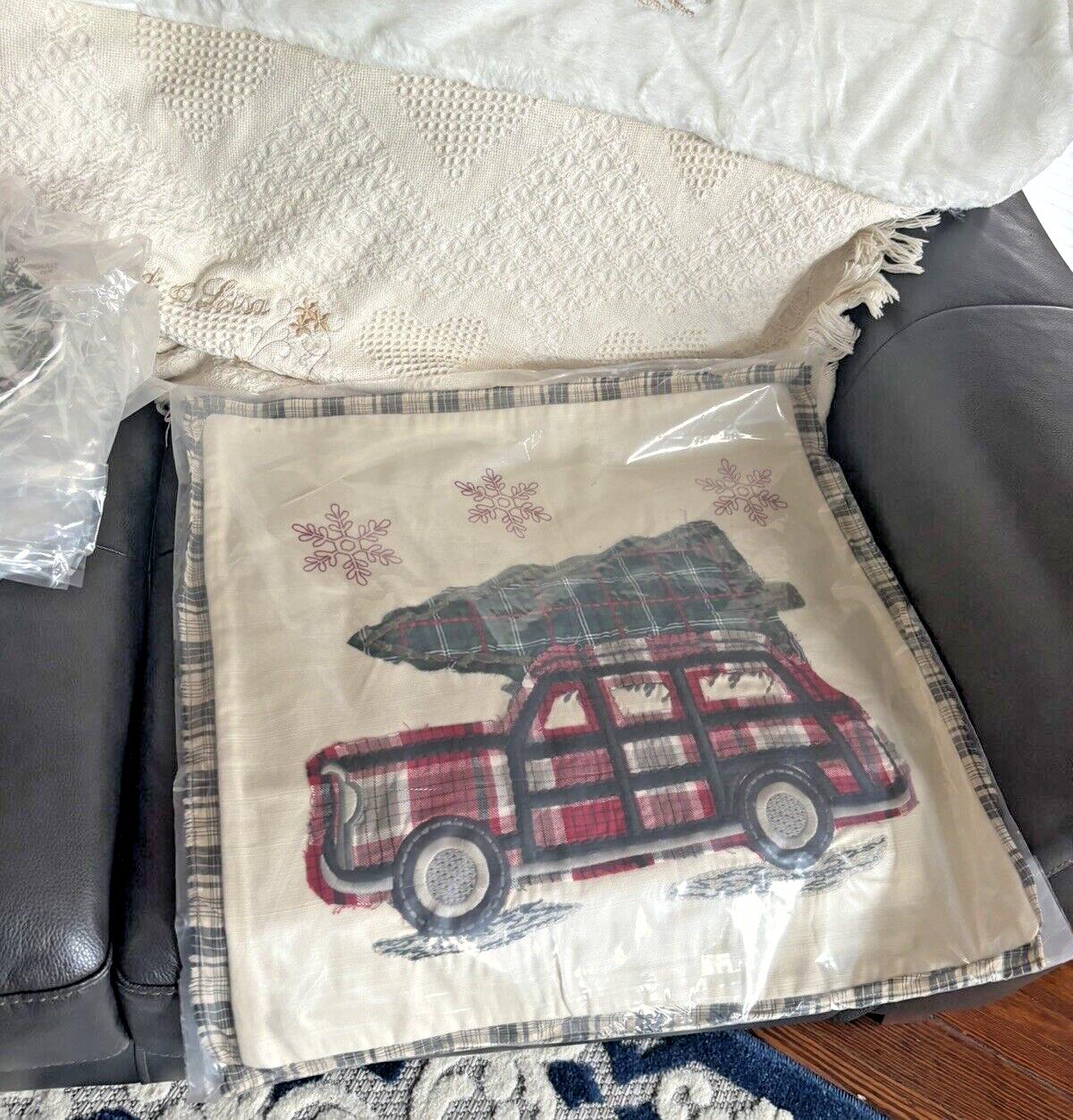 Pottery Barn Disney Holiday Plaid Pillow Sham Car party gift $119 Christmas -