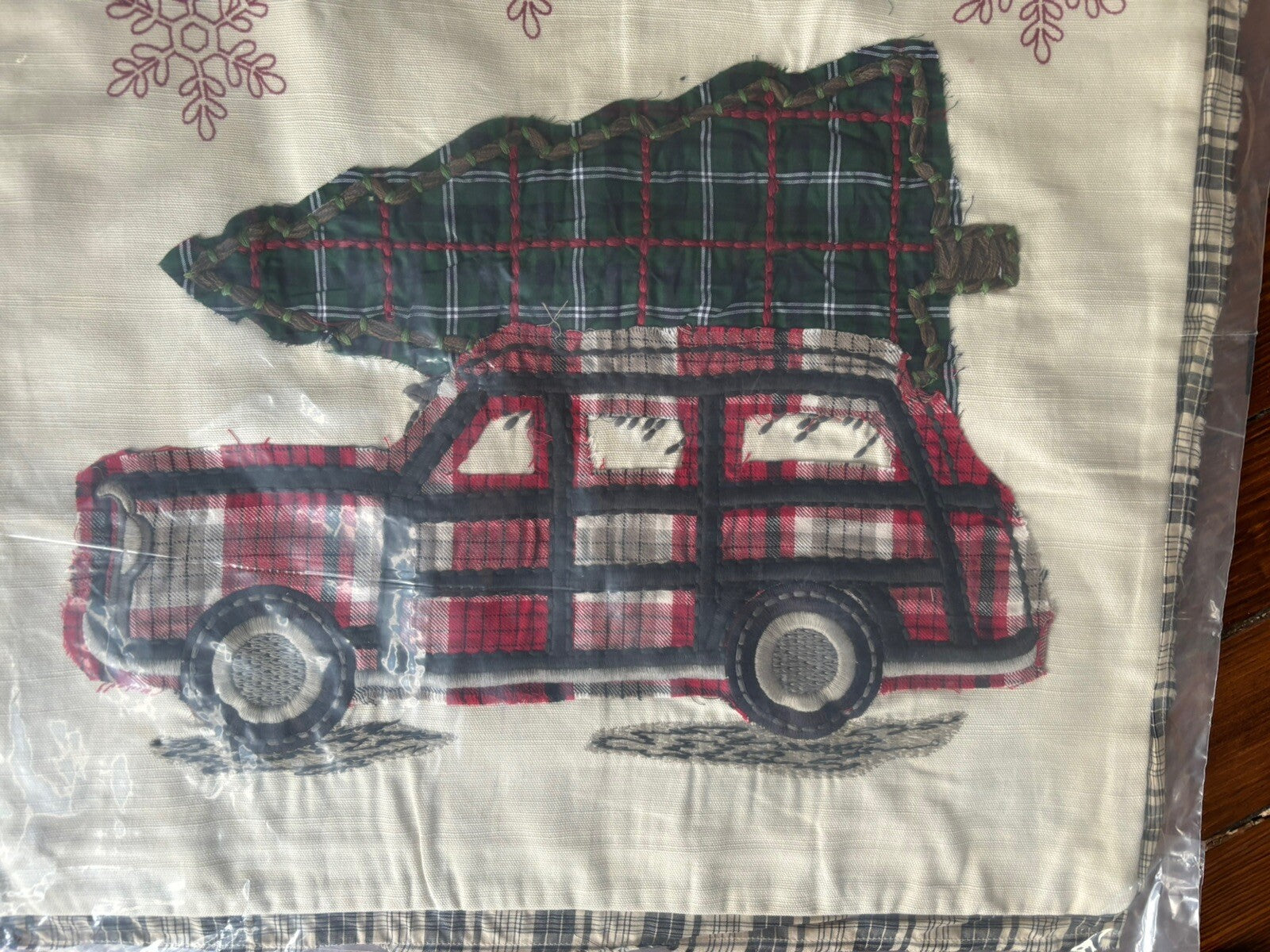 Pottery Barn Disney Holiday Plaid Pillow Sham Car party gift $119 Christmas -