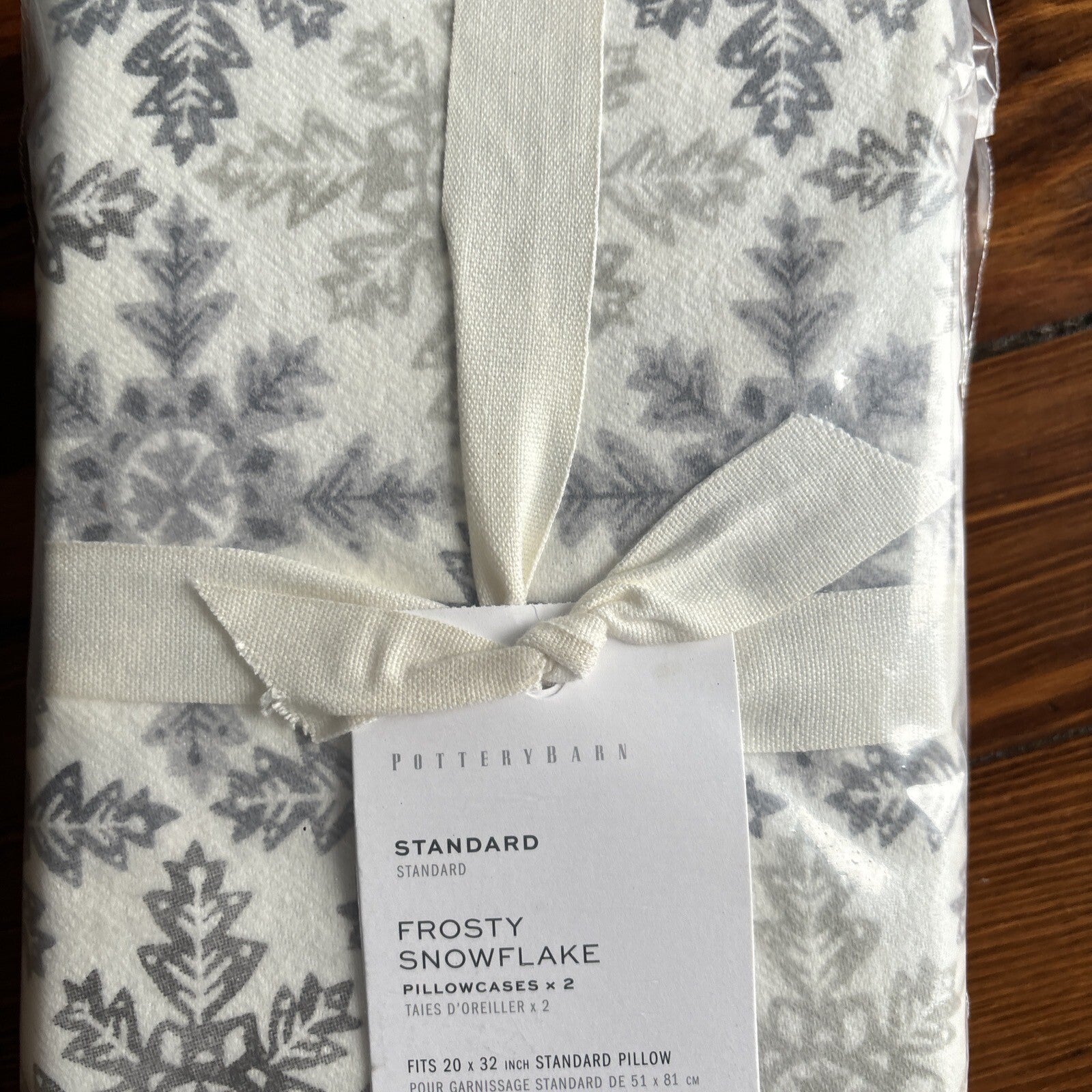Pottery Barn pillowcase Holiday Snowflake Christmas Frosty Snowman gift SET 2  y