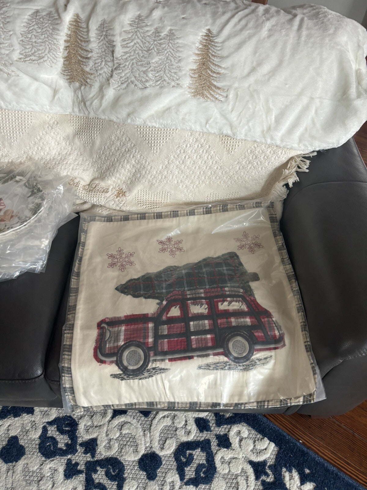 Pottery Barn Disney Holiday Plaid Pillow Sham Car party gift $119 Christmas -