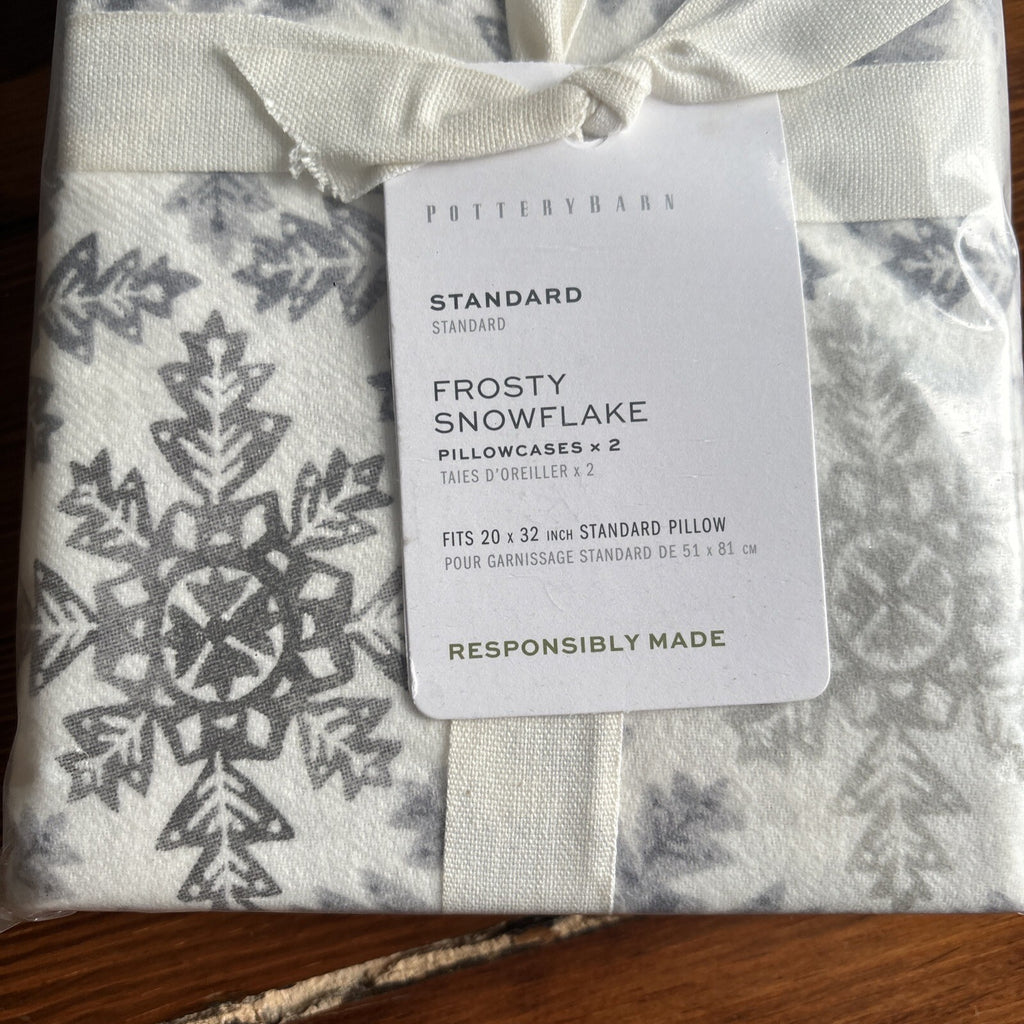 Pottery Barn pillowcase Holiday Snowflake Christmas Frosty Snowman gift SET 2  y