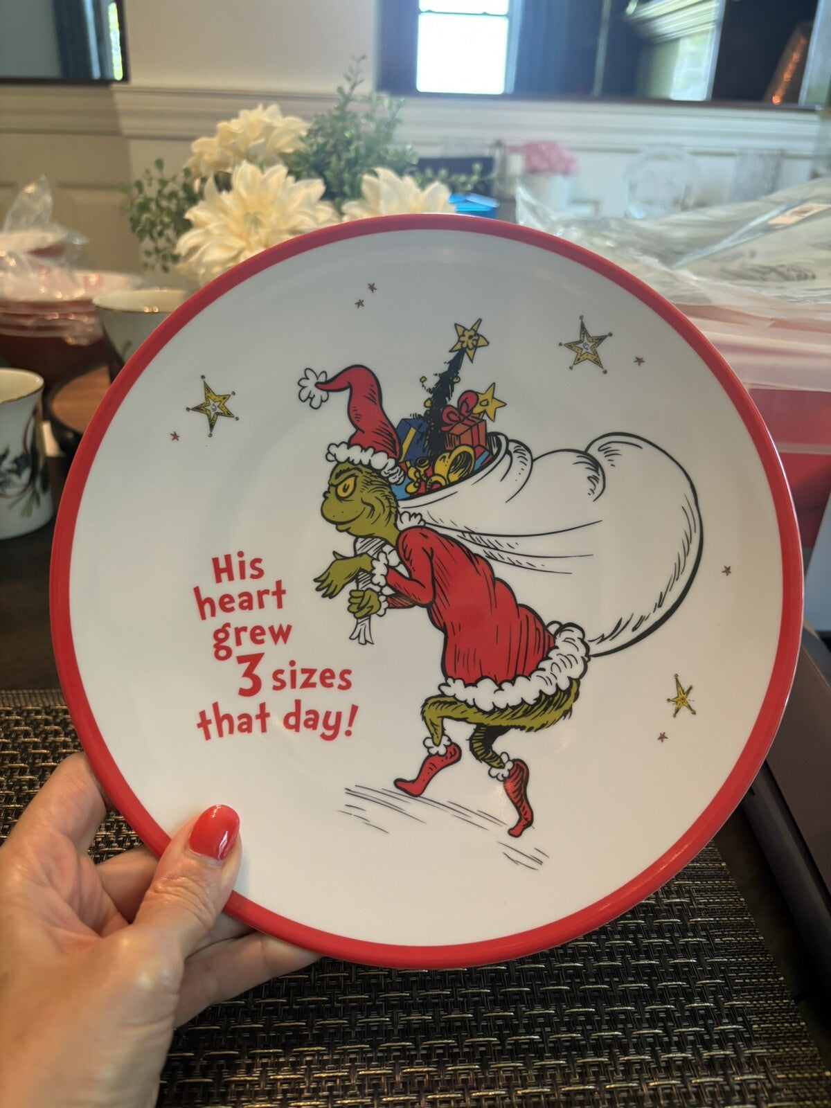 Pottery Barn GRINCH Seuss Disney holiday Christmas party dinner PLATE kid SET 4