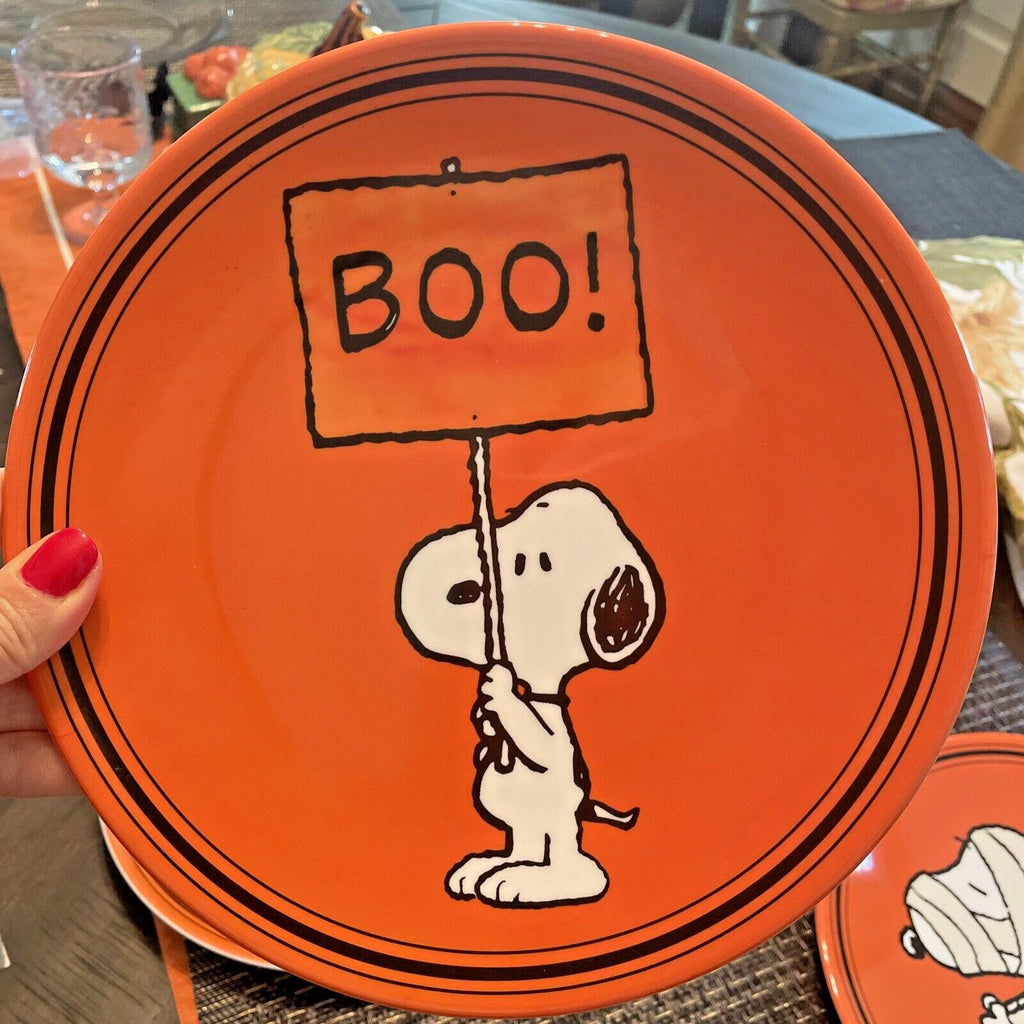 Snoopy Pottery Barn PLATE UTENSIL Peanuts Halloween holiday Disney party SET 8 -