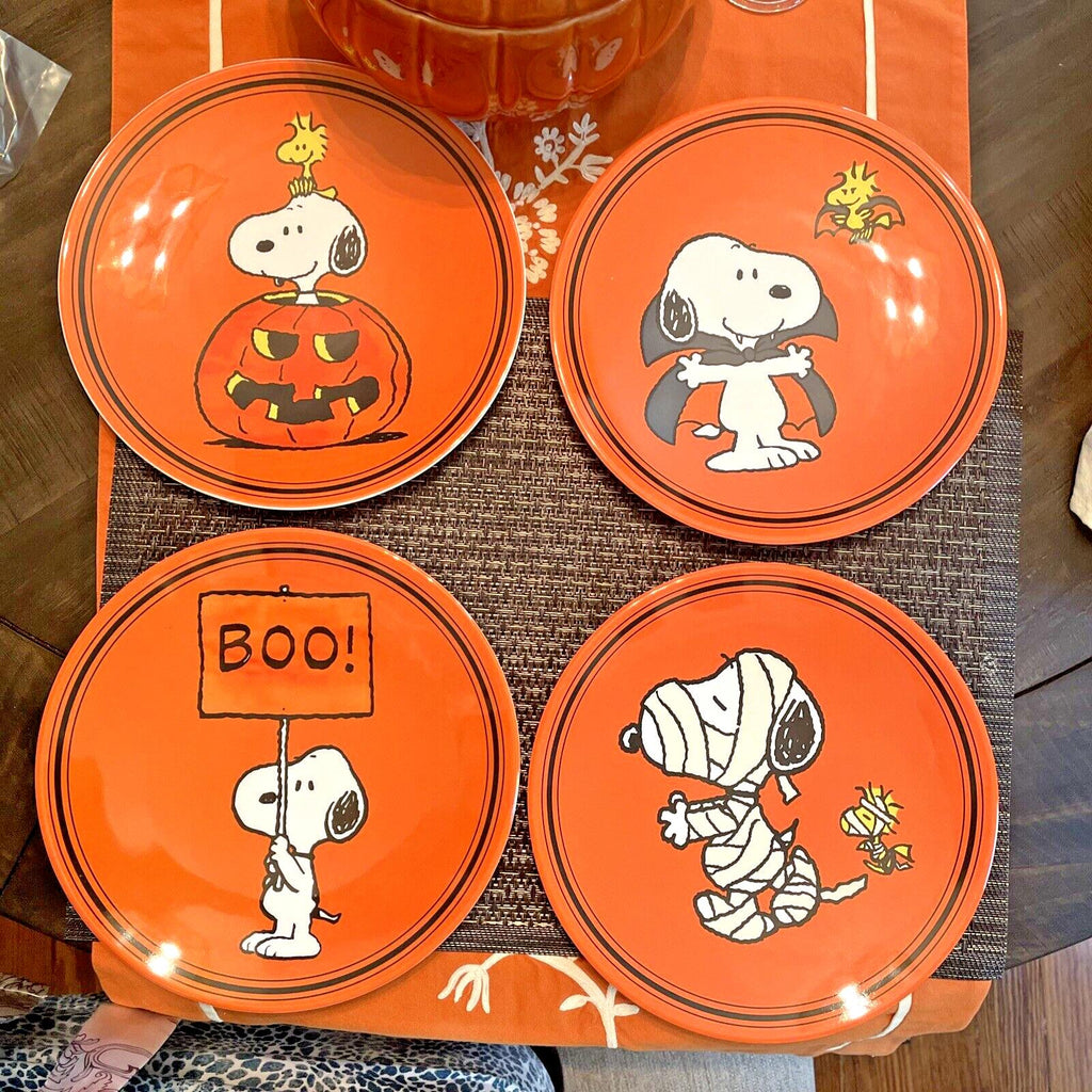 Snoopy Pottery Barn PLATE UTENSIL Peanuts Halloween holiday Disney party SET 8 -