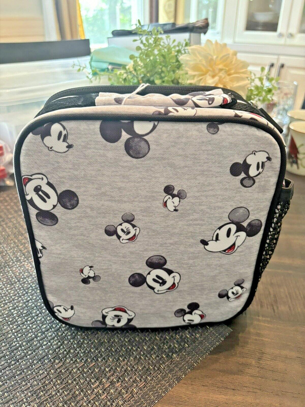 School Disney Pottery Barn MICKEY MOUSE LUNCH BOX bag holiday party travel =