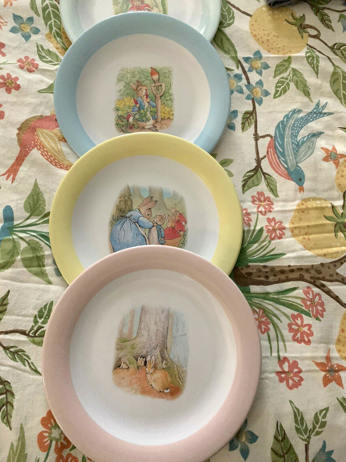 Disney Pottery Barn school kid SET 4 Plate Easter Bunny Peter rabbit Holiday