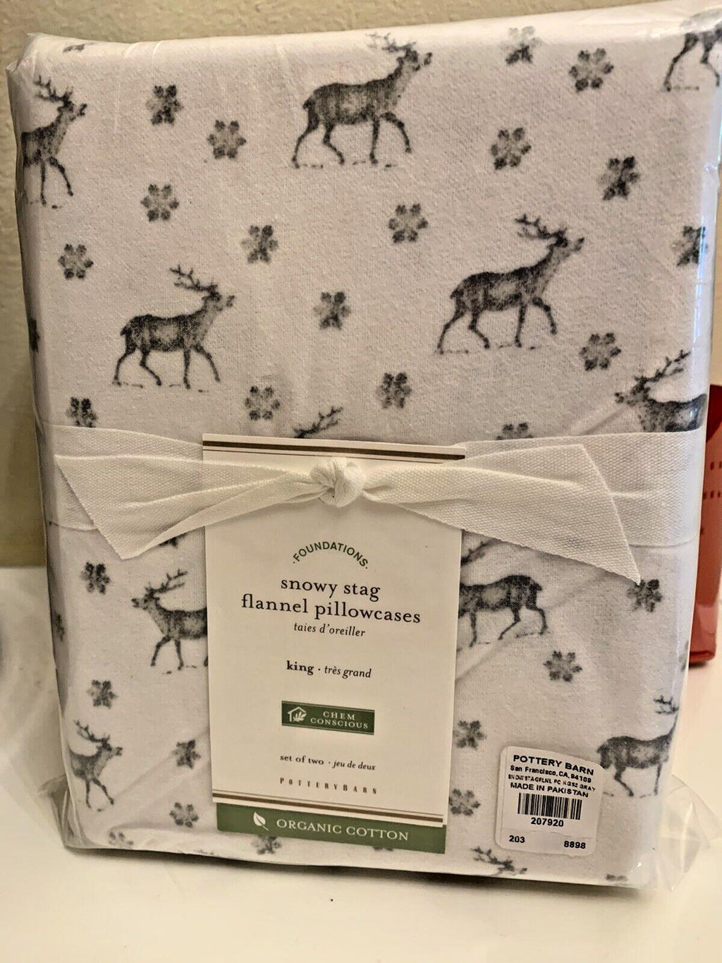 pottery barn King Deer Stag Holiday snow lodge Birthday party Pillowcase SET 2 1