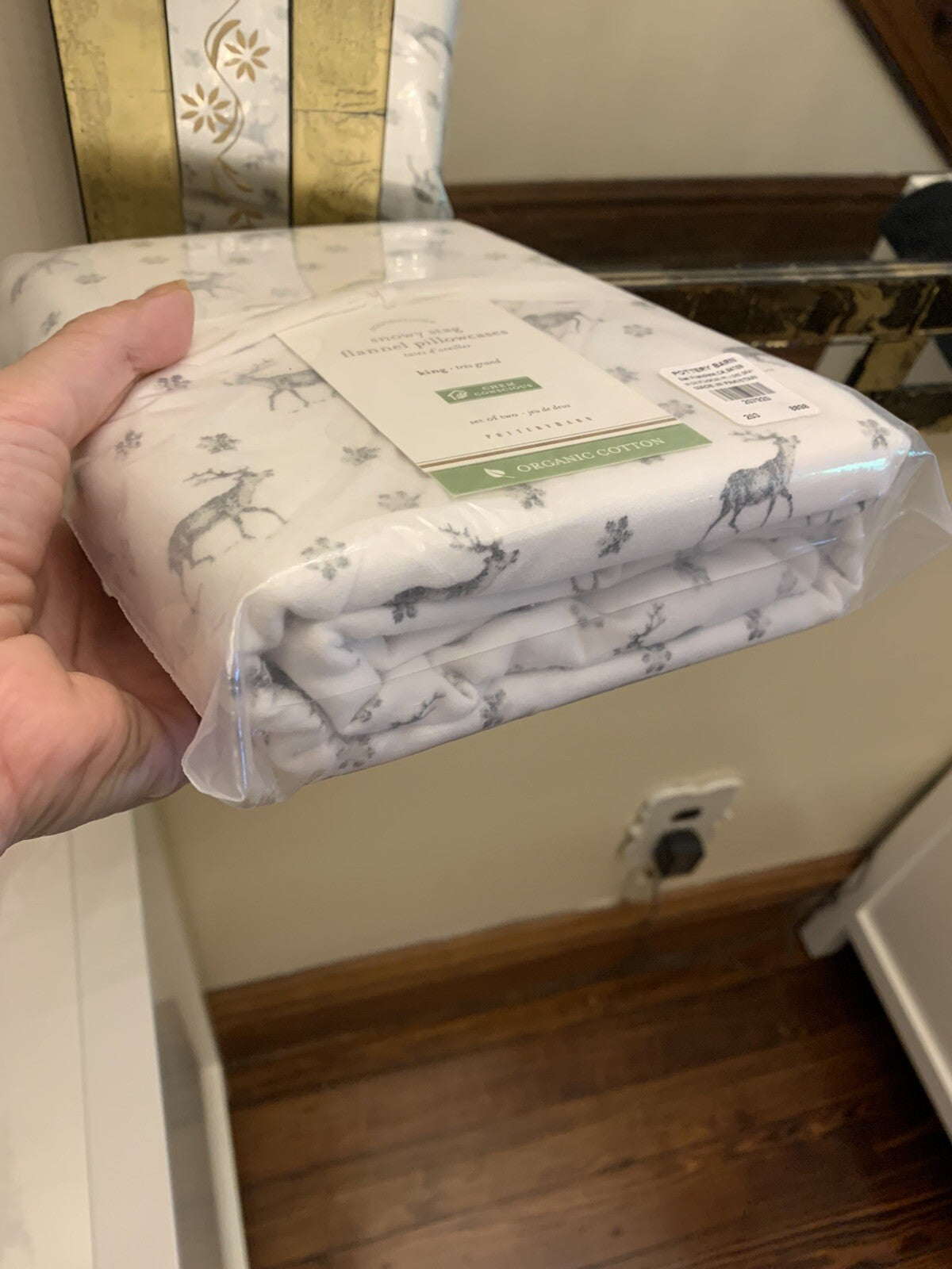 pottery barn King Deer Stag Holiday snow lodge Birthday party Pillowcase SET 2 1