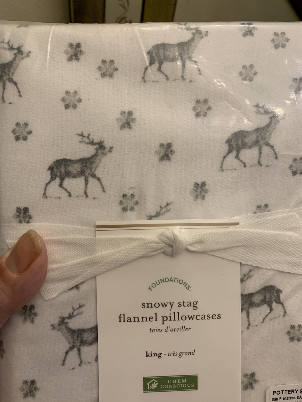 pottery barn King Deer Stag Holiday snow lodge Birthday party Pillowcase SET 2 1