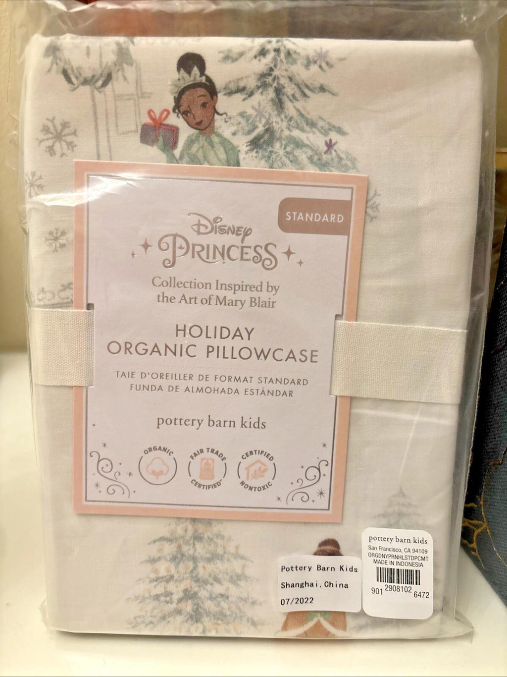 Disney Pottery Barn Holiday pillowcase CASTLE PRINCESS Belle Christmas gift 1