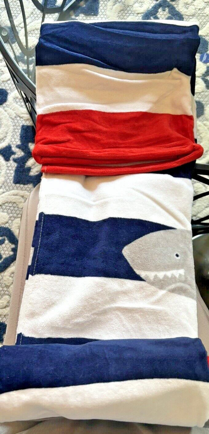 Pottery Barn Disney baby Shark Bath Towel boy school stripe beach pool kids ?? 1