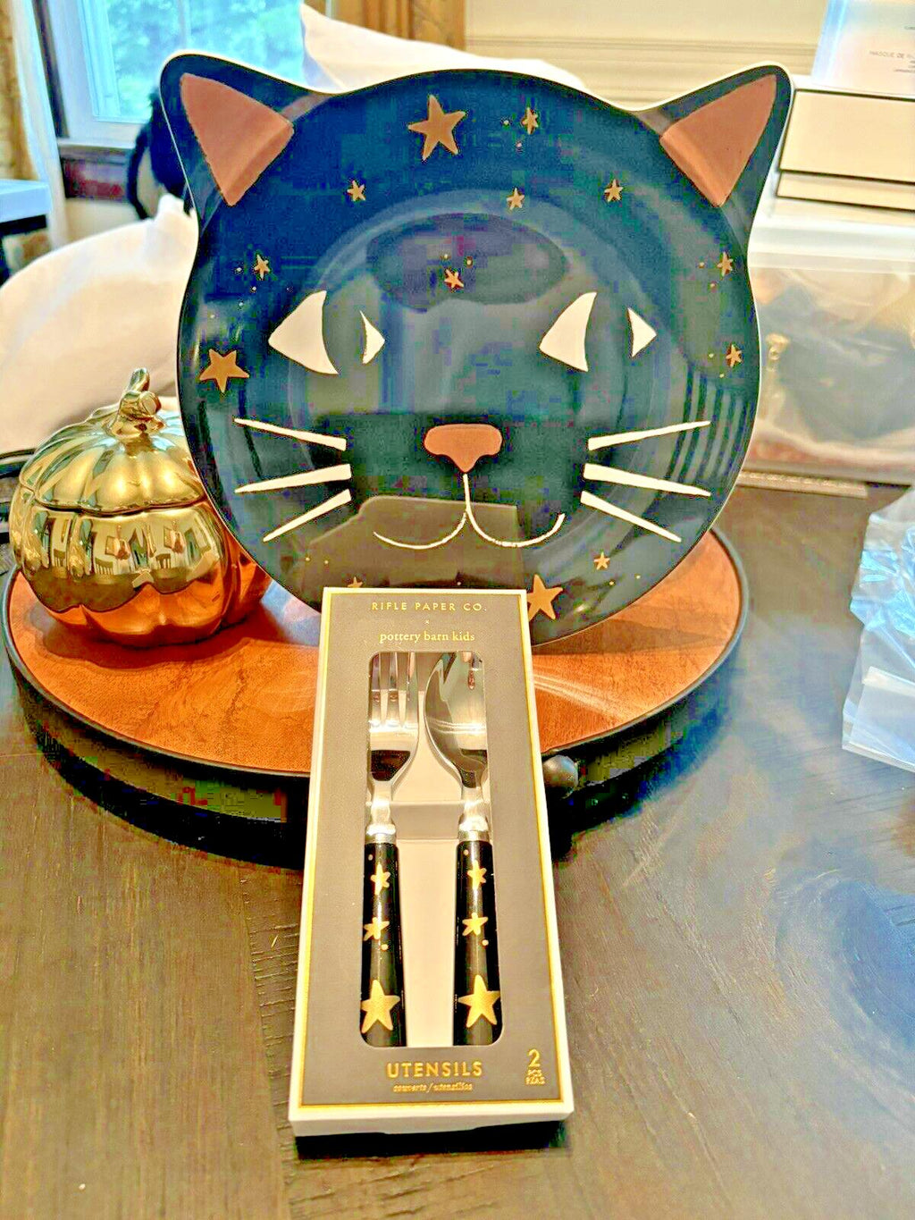 Pottery Barn Disney Plate+Utensil Set Halloween Holiday party school black cat m