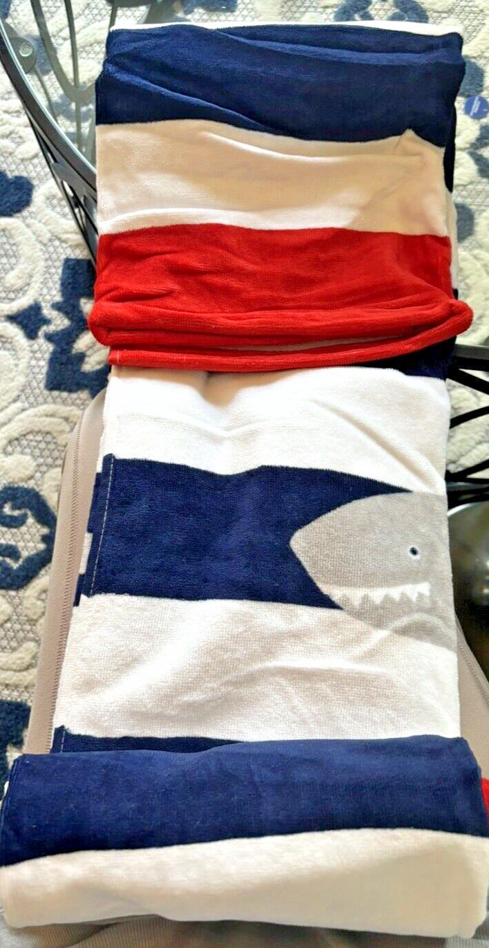 Pottery Barn Disney baby Shark Bath Towel boy school stripe beach pool kids ?? 1