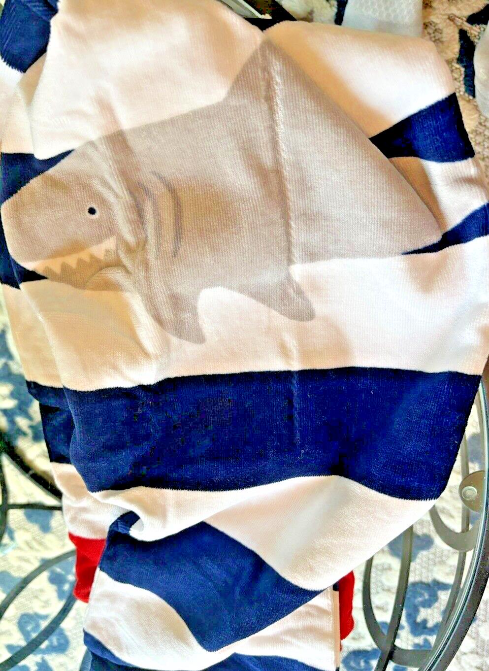 Pottery Barn Disney baby Shark Bath Towel boy school stripe beach pool kids ?? 1