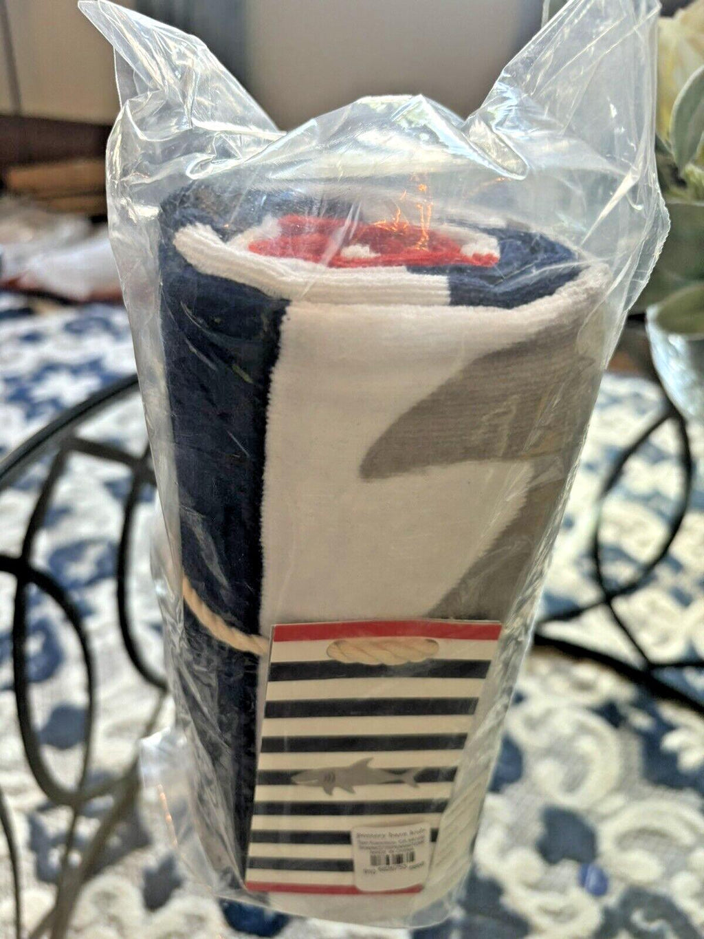 Pottery Barn Disney baby Shark Bath Towel boy school stripe beach pool kids ?? 1