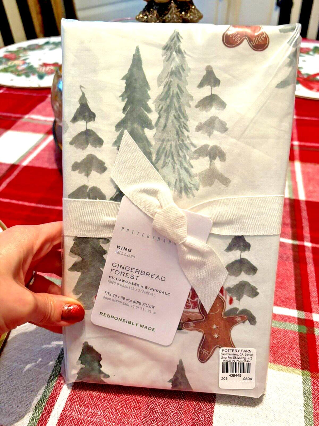 Pottery Barn Holiday Gingerbread Forest Christmas party pillowcase KING SET 2 '
