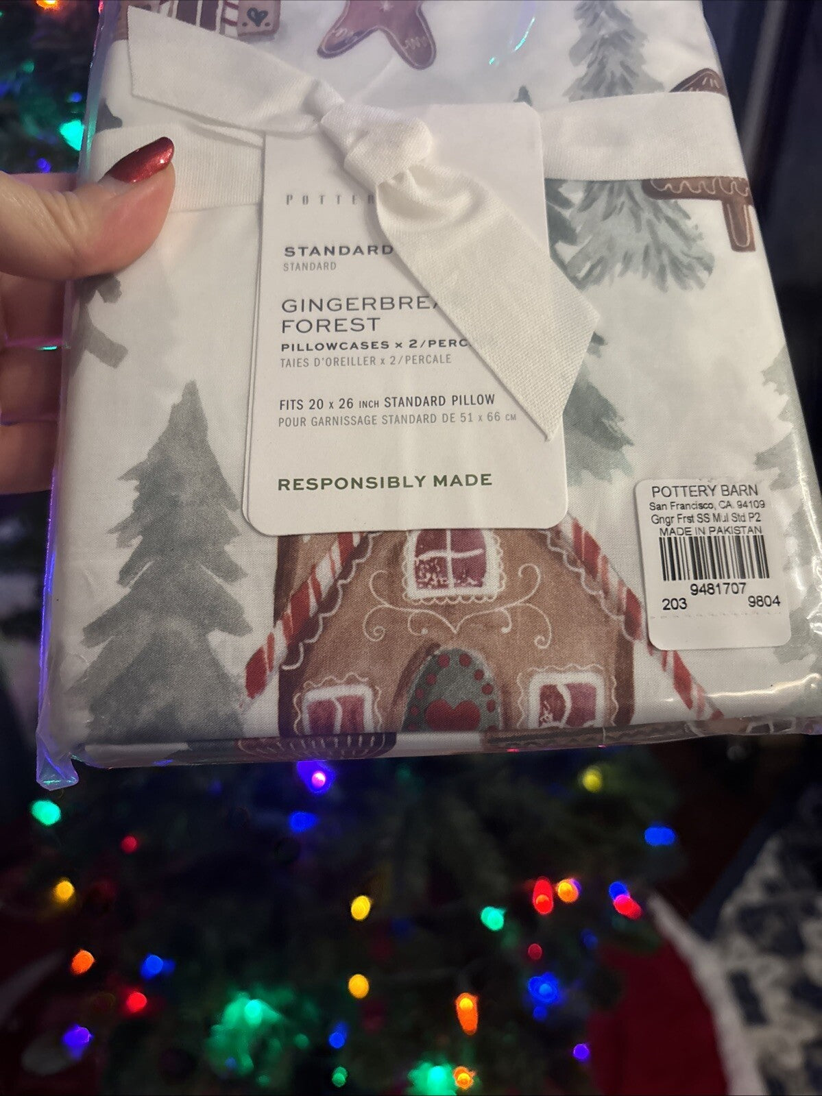 Pottery Barn Holiday Gingerbread Forest Christmas party pillowcase KING SET 2 '