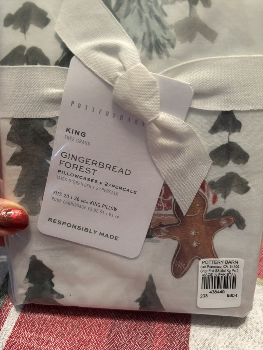 Pottery Barn Holiday Gingerbread Forest Christmas party pillowcase KING SET 2 '