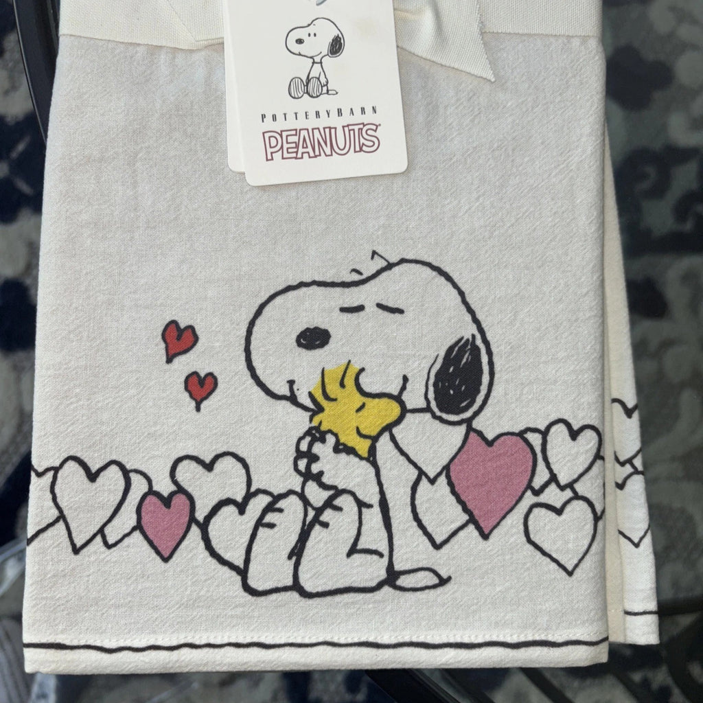 pottery barn Hand Kitchen bath towel Holiday Snoopy birthday gift party SET 2