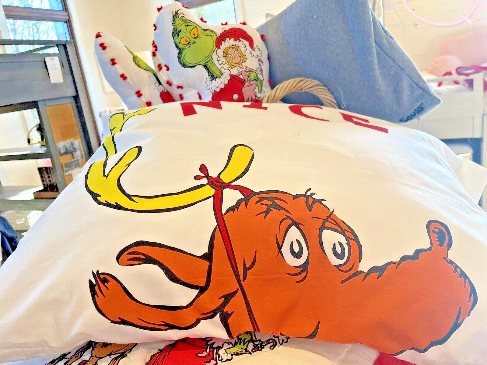 Pottery Barn Grinch Max Holiday Seuss Christmas Gift dog Kid Pillowcase SET 2 '