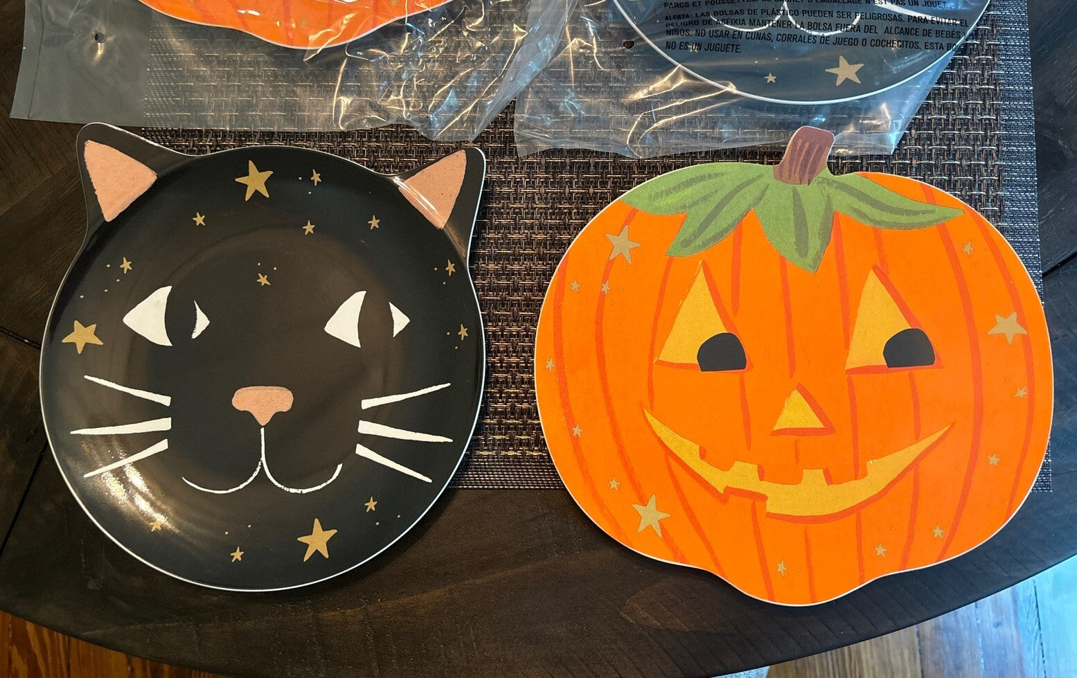 Pottery Barn Halloween Holiday party Black Cat Pumpkin Dinner kid plate SET 12 m