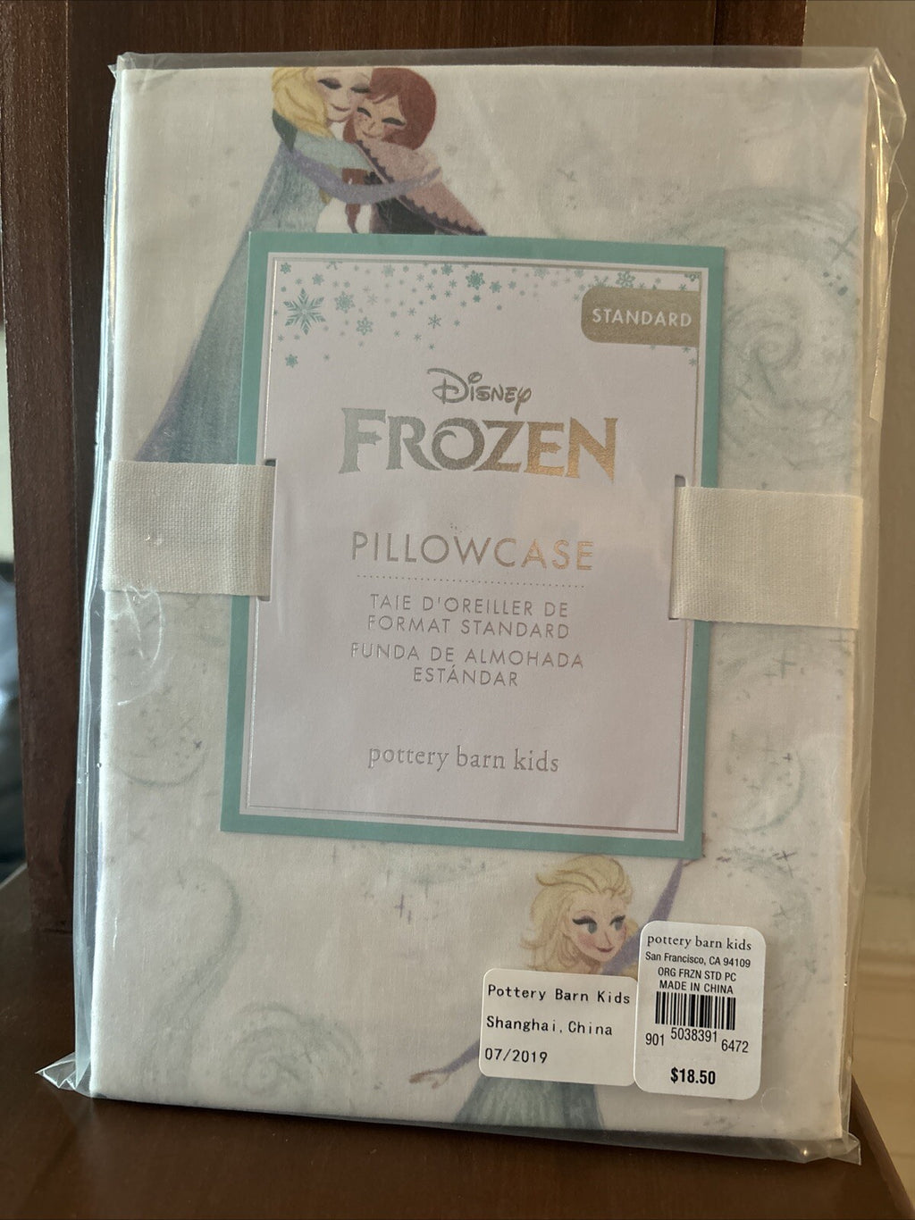 Disney Pottery Barn Frozen pillowcase princess Elsa Olaf holiday gift girl y