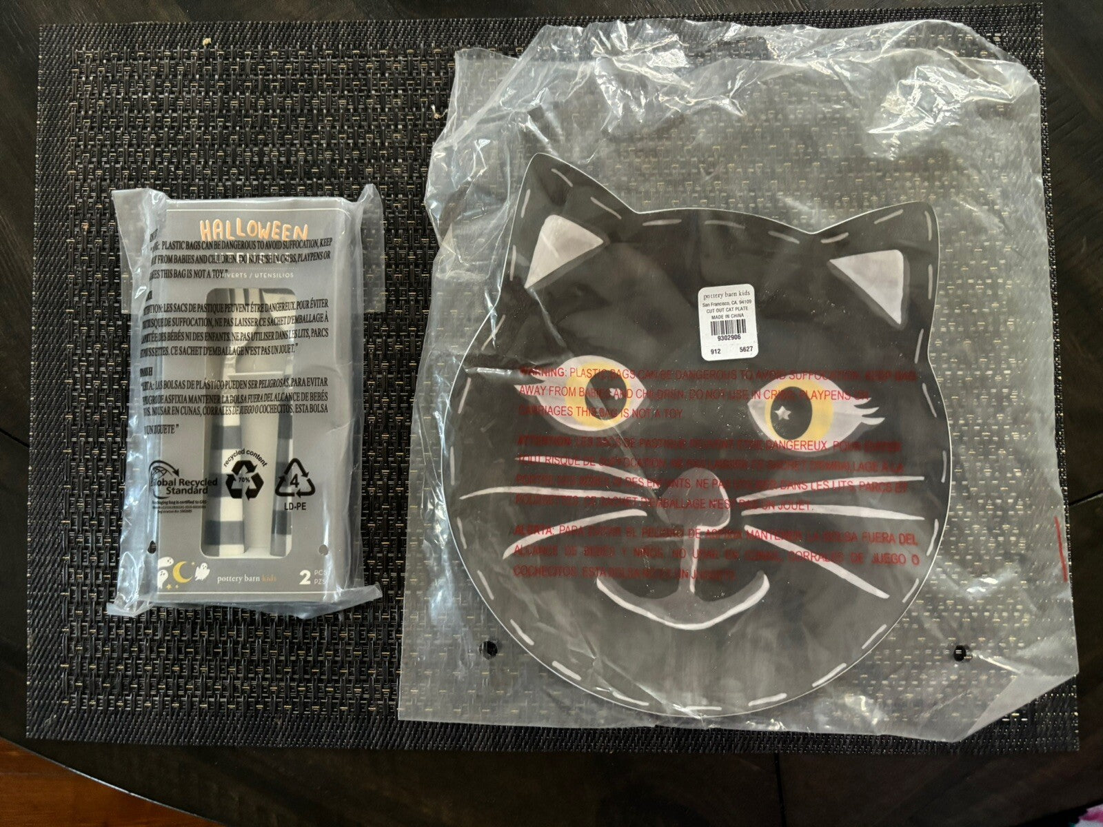 Pottery Barn Halloween Plate Utensil SET Holiday party school black cat Disney 1
