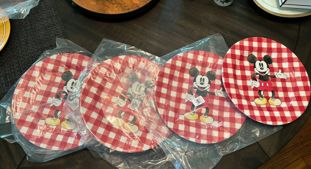 Disney Mickey Mouse Pottery Barn Plate Charger Holiday Christmas peanuts SET 4 [