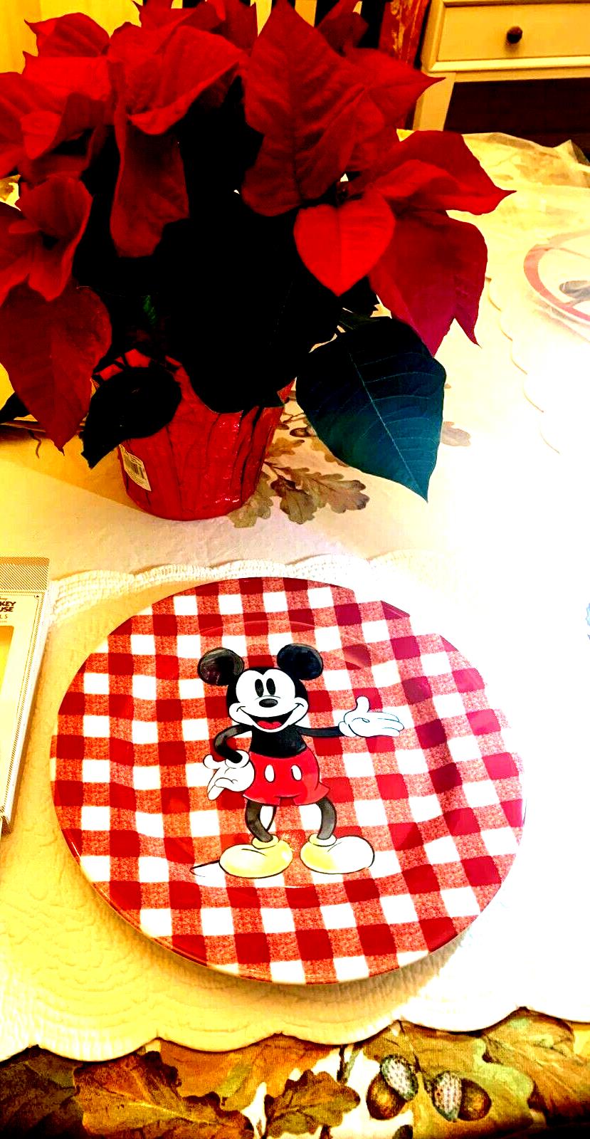 Disney Mickey Mouse Pottery Barn Plate Charger Holiday Christmas peanuts SET 4 [