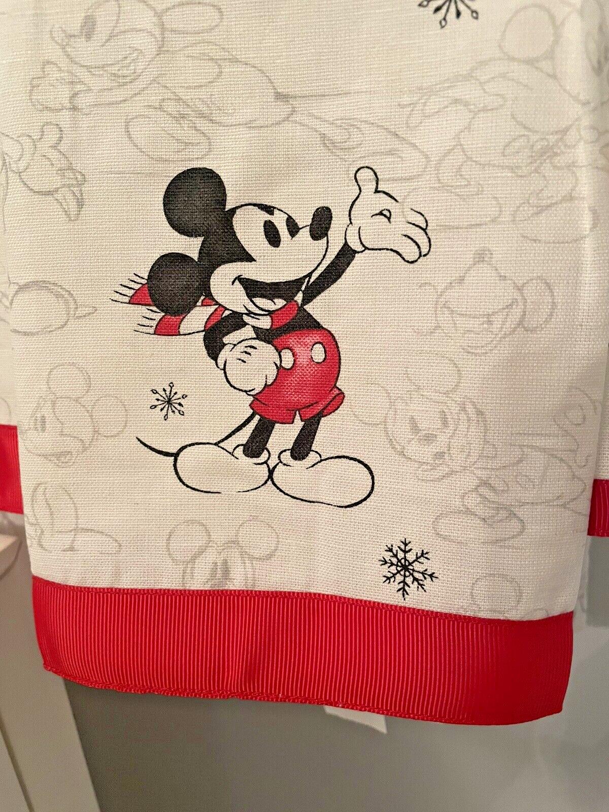Pottery barn Disney Mickey Mouse hand towel Kitchen holiday Christmas SET 2 ??