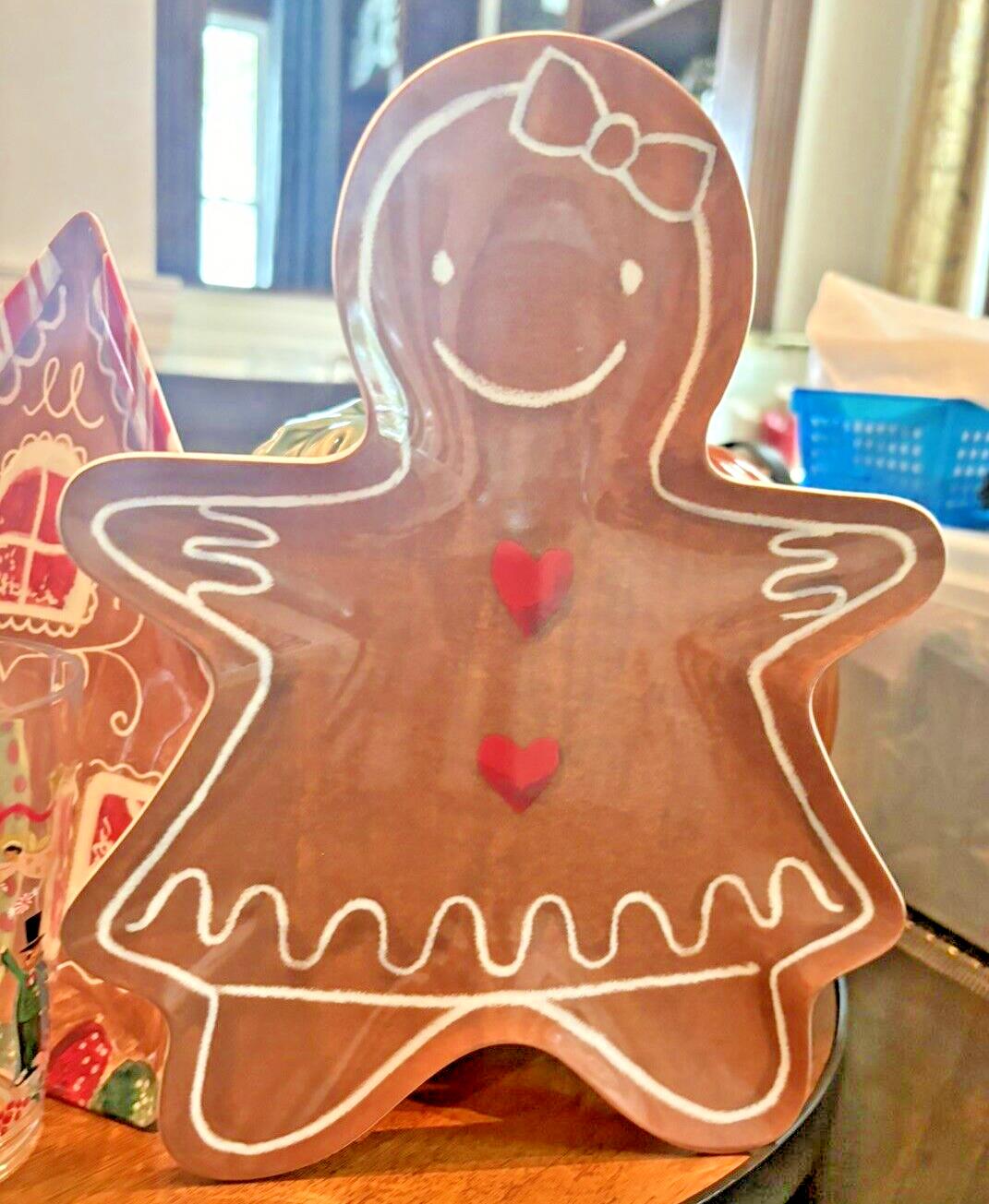 Pottery Barn Christmas Gingerbread Disney holiday boy girl Party Plate SET ]