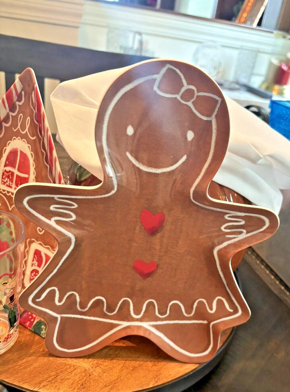 Pottery Barn Christmas Gingerbread Disney holiday boy girl Party Plate SET ]