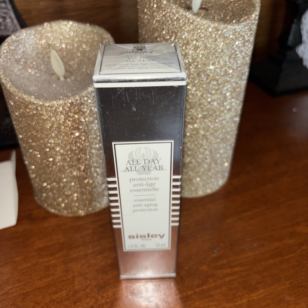 SISLEY ALL DAY ALL YEAR ESSENTIAL ANTI-AGING PROTECTION 1.6 SEALED BOX EXP 2027