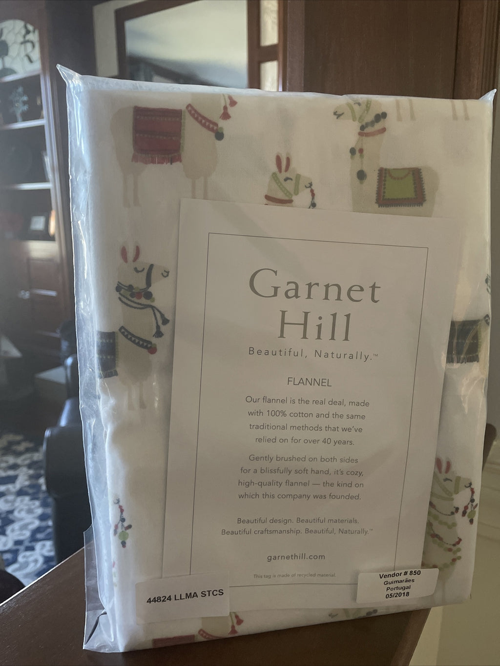 Garnet hill Disney holiday School Gift Llama party kid PILLOWCASE SET 2  a