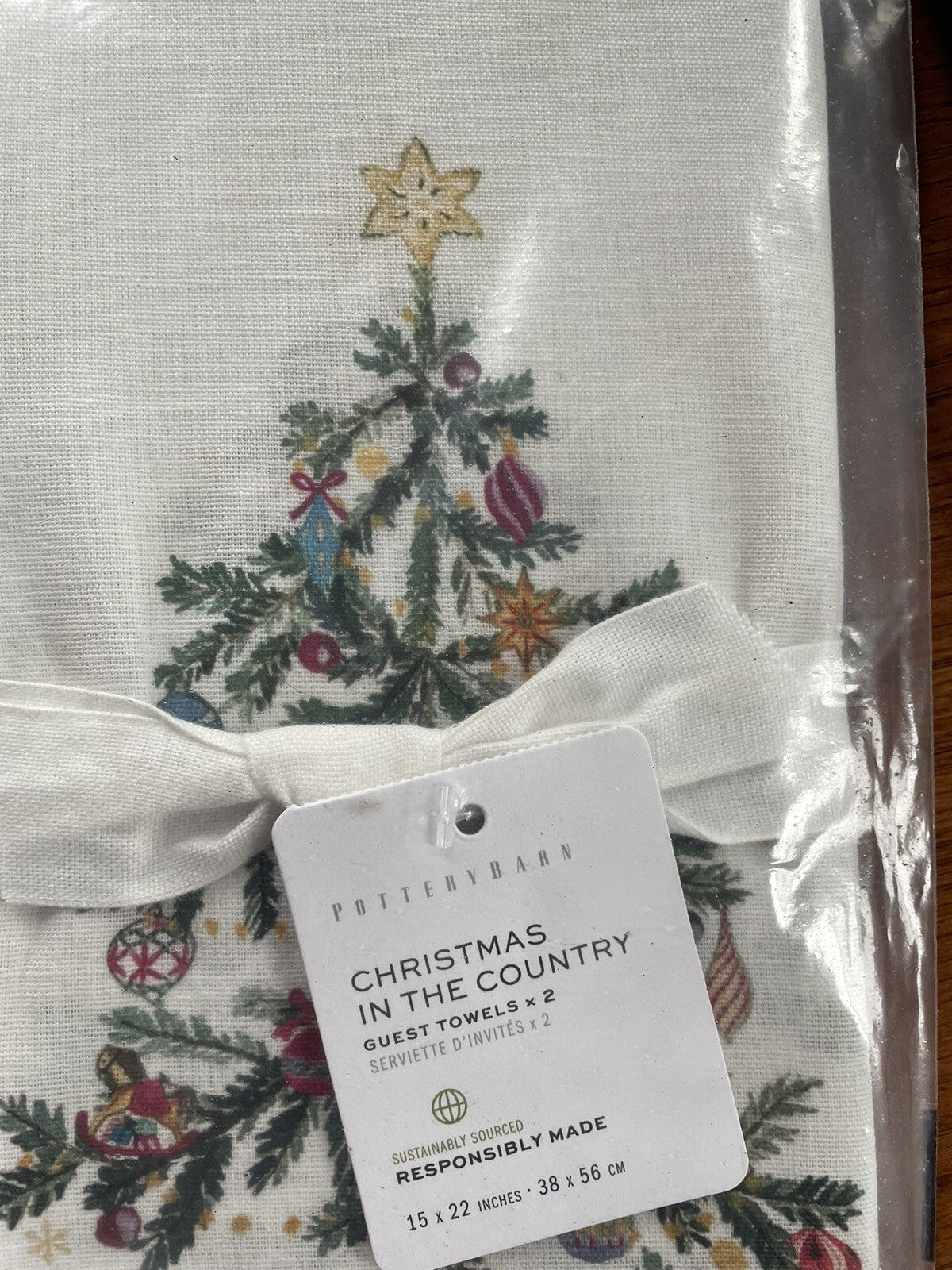 Pottery Barn Disney Holiday towel Christmas Country Tree gift party SET 2 NEW =