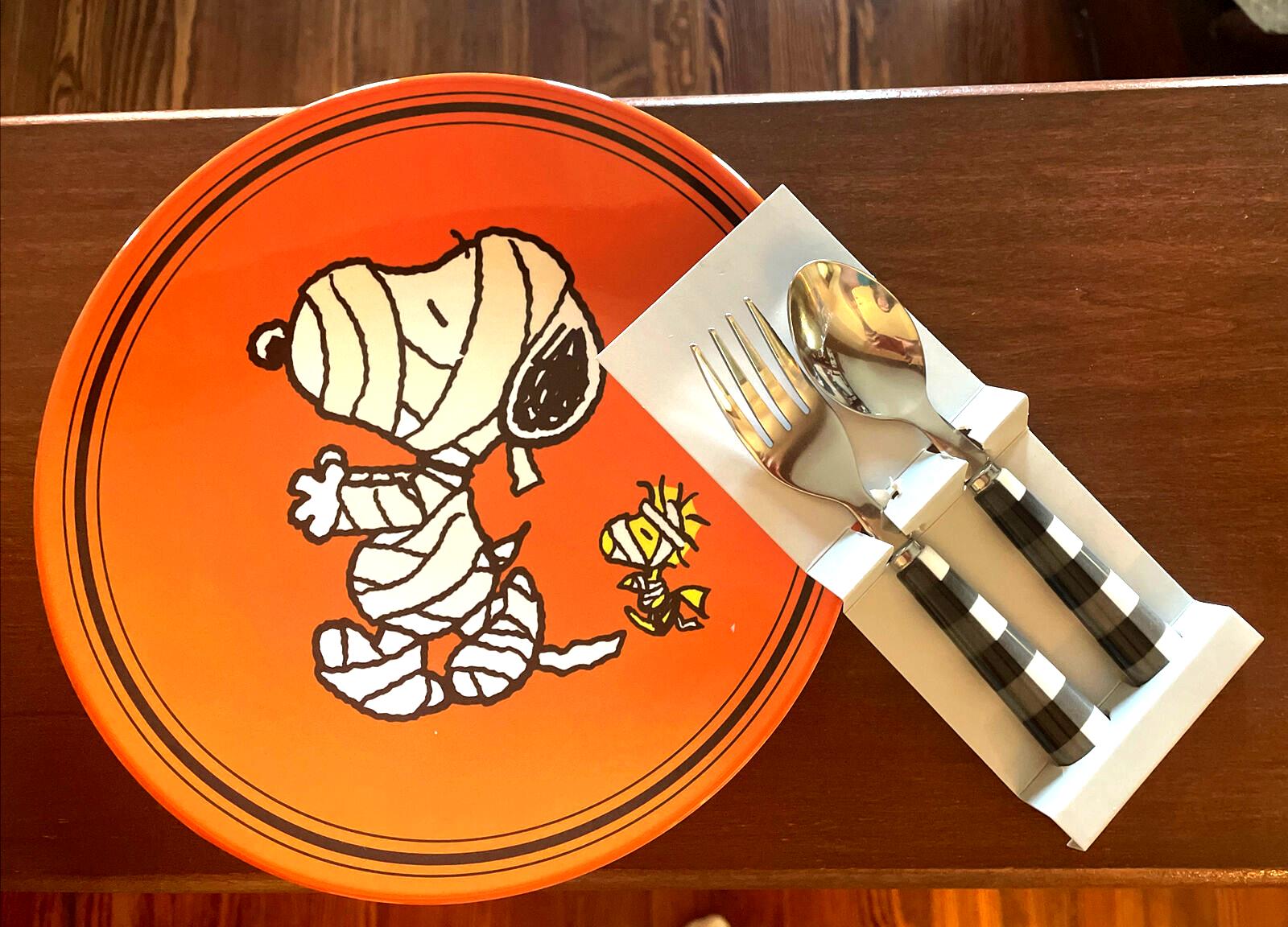 Snoopy Pottery Barn Peanuts Halloween holiday Disney party school Dinner SET kid